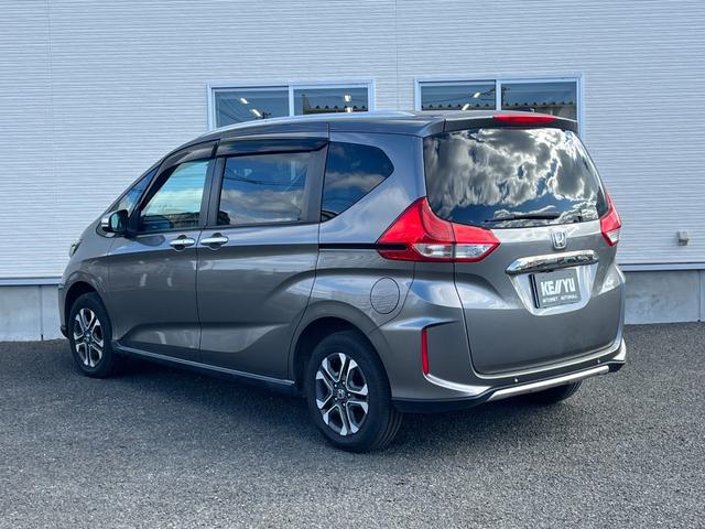 フリードハイブリッド ハイブリッド・クロスターホンダセンシング【4WD】純正ナビ 【衝突軽減システム】【追従クルーズコントロール】【両側電動スライドドア】【エンジンスターター】【バックカメラ】【ビルトインETC】【前後ドラレコ】【純正15インチアルミ】【LEDヘッドライト/フォグ】(25枚目)