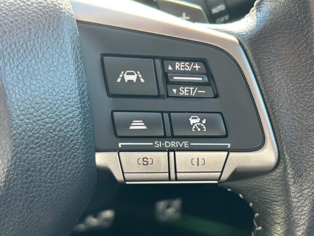 インプレッサスポーツ 2.0i-Sアイサイト【4WD】【禁煙車】【後期型】 【フルエアロ/ルーフスポイラー】【SDナビ/バックカメラ/Bluetooth】【追従クルコン/衝突軽減/車線逸脱警告】【HIDオートライト/フォグ】【ハーフレザーシート】【純正17AW】【ドラレコ】(14枚目)