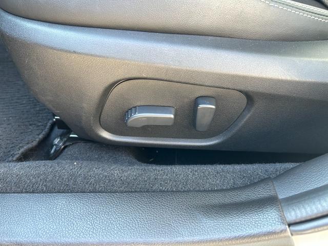 インプレッサスポーツ 2.0i-Sアイサイト【4WD】【禁煙車】【後期型】 【フルエアロ/ルーフスポイラー】【SDナビ/バックカメラ/Bluetooth】【追従クルコン/衝突軽減/車線逸脱警告】【HIDオートライト/フォグ】【ハーフレザーシート】【純正17AW】【ドラレコ】(56枚目)