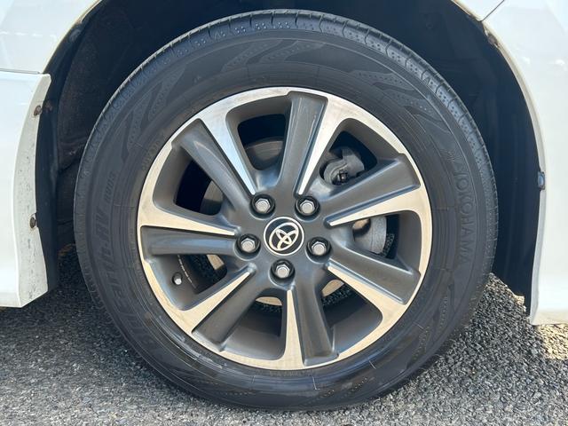 ヴォクシー ZS 煌II【4WD寒冷地仕様】【後期型】【冬&夏タイヤ】 【12型フリップダウンモニター/10型ナビ】【エンジンスターター】【両側電動スライド】【リアオートエアコン】【ワンオーナー禁煙車】【バックカメラ/フルセグTV/ブルートゥース】【クルコン/衝突軽減】(11枚目)