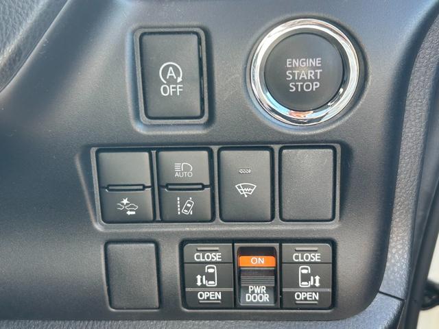 ヴォクシー ZS 煌II【4WD寒冷地仕様】【後期型】【冬&夏タイヤ】 【12型フリップダウンモニター/10型ナビ】【エンジンスターター】【両側電動スライド】【リアオートエアコン】【ワンオーナー禁煙車】【バックカメラ/フルセグTV/ブルートゥース】【クルコン/衝突軽減】(17枚目)