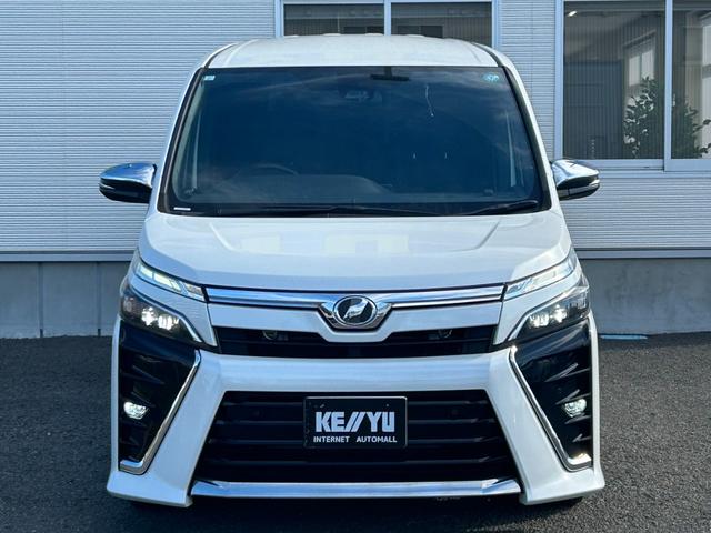 ヴォクシー ZS 煌II【4WD寒冷地仕様】【後期型】【冬&夏タイヤ】 【12型フリップダウンモニター/10型ナビ】【エンジンスターター】【両側電動スライド】【リアオートエアコン】【ワンオーナー禁煙車】【バックカメラ/フルセグTV/ブルートゥース】【クルコン/衝突軽減】(26枚目)