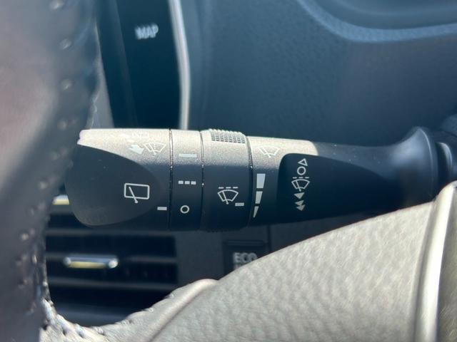 ヴォクシー ZS 煌II【4WD寒冷地仕様】【後期型】【冬&夏タイヤ】 【12型フリップダウンモニター/10型ナビ】【エンジンスターター】【両側電動スライド】【リアオートエアコン】【ワンオーナー禁煙車】【バックカメラ/フルセグTV/ブルートゥース】【クルコン/衝突軽減】(51枚目)