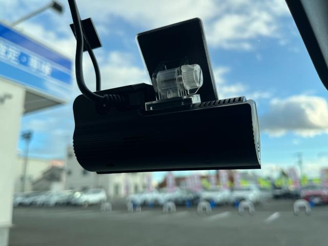 ルーミー カスタムＧ【後期型】【禁煙車】【両側電動スライドドア】　【衝突軽減／車線逸脱警告／追従クルコン／コーナーセンサー】【ＳＤナビ／ブルートゥース／バックカメラ】【ＬＥＤヘッドライト／オートライト】【アイドリングストップ】【電子パーキング】【スマートキー】（15枚目）