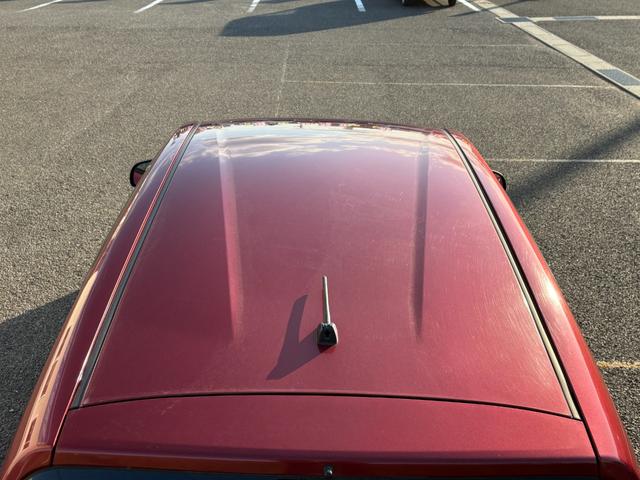 ノート メダリスト　エマージェンシーブレーキパッケージ【禁煙車】　【千葉県仕入】【アラウンドビューモニター／純正ナビ／フルセグＴＶ／Ｂｌｕｅｔｏｏｔｈ／ＤＶＤ】【ＥＴＣ】【ドラレコ】【ハーフレザーシート】【衝突軽減／車線逸脱警告】【オートエアコン】【インテリキー】（9枚目）