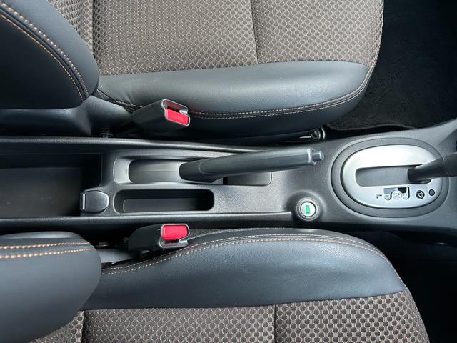 ノート メダリスト　エマージェンシーブレーキパッケージ【禁煙車】　【千葉県仕入】【アラウンドビューモニター／純正ナビ／フルセグＴＶ／Ｂｌｕｅｔｏｏｔｈ／ＤＶＤ】【ＥＴＣ】【ドラレコ】【ハーフレザーシート】【衝突軽減／車線逸脱警告】【オートエアコン】【インテリキー】（48枚目）