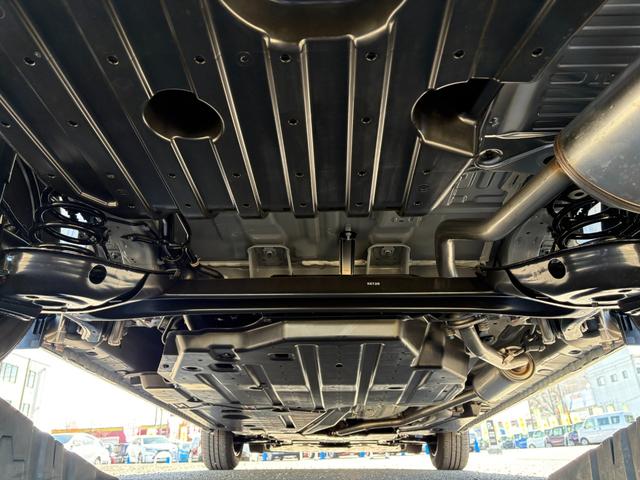 フリード e:HEVエアー EX【6人乗り】【登録済未使用車】 【11.4インチナビ/マルチビューカメラ】【ETC2.0】【後退出庫サポート/BSI/追従クルコン/衝突軽減/車線逸脱警告】【両側電動スライドドア】【フルセグTV/ブルートゥース】LEDオートライト(6枚目)