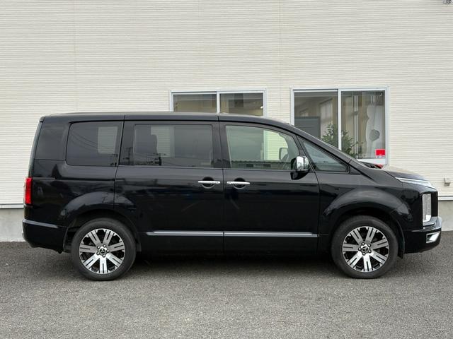 デリカD:5 P【4WD】【オートステップ】【アラウンドビューモニター】 【衝突軽減システム/車線逸脱警告/ブラインドスポットモニター/追従クルコン】【SDナビ/ブルートゥース/DVD再生】【パワーバックドア/両側電動スライドドア】【LEDオートライト】【ドラレコ】(22枚目)