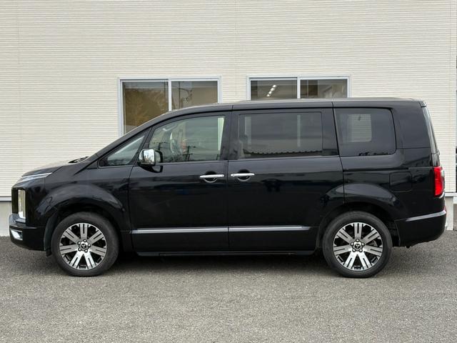 デリカD:5 P【4WD】【オートステップ】【アラウンドビューモニター】 【衝突軽減システム/車線逸脱警告/ブラインドスポットモニター/追従クルコン】【SDナビ/ブルートゥース/DVD再生】【パワーバックドア/両側電動スライドドア】【LEDオートライト】【ドラレコ】(25枚目)