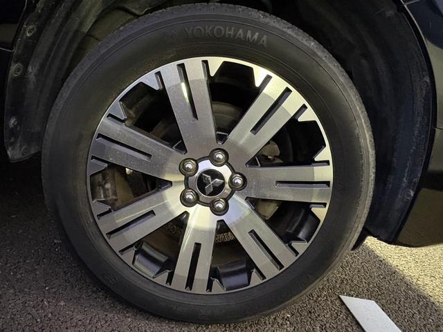 デリカD:5 P【4WD】【オートステップ】【アラウンドビューモニター】 【衝突軽減システム/車線逸脱警告/ブラインドスポットモニター/追従クルコン】【SDナビ/ブルートゥース/DVD再生】【パワーバックドア/両側電動スライドドア】【LEDオートライト】【ドラレコ】(60枚目)