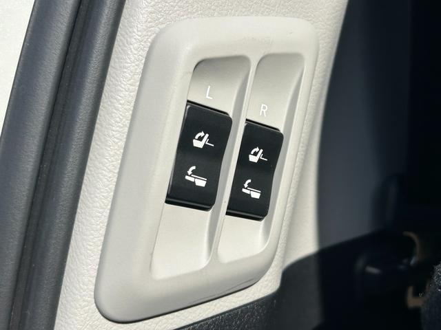 ランドクルーザープラド ＴＸ　Ｌパッケージ　７０ｔｈアニバーサリーリミテッド　７人乗　【４ＷＤディーゼル】後期【ワンオーナー禁煙車】【パノラミックビューモニター／メーカーナビ】【茶革シート／ベンチレーションシート】【専用１８インチ黒アルミ／ルーフレール】【追従クルコン】【前後ドラレコ】（45枚目）