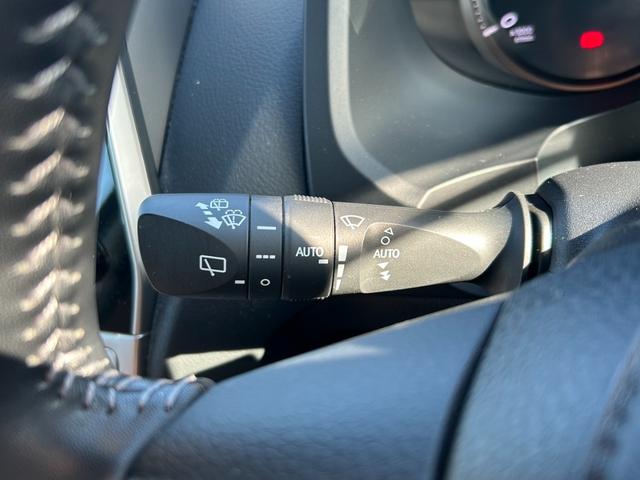 ランドクルーザープラド ＴＸ　Ｌパッケージ　７０ｔｈアニバーサリーリミテッド　７人乗　【４ＷＤディーゼル】後期【ワンオーナー禁煙車】【パノラミックビューモニター／メーカーナビ】【茶革シート／ベンチレーションシート】【専用１８インチ黒アルミ／ルーフレール】【追従クルコン】【前後ドラレコ】（49枚目）