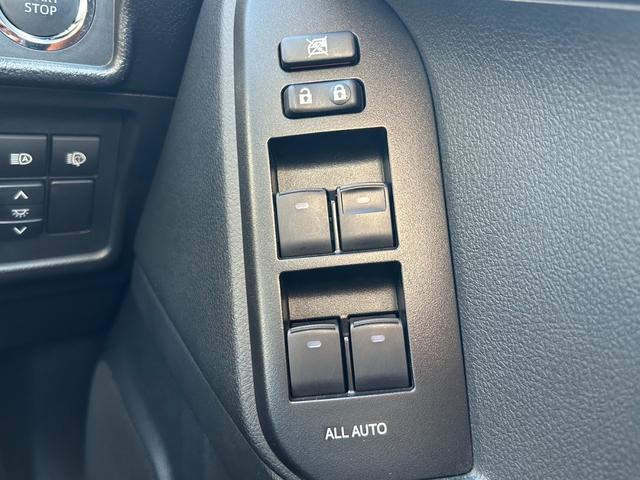 ランドクルーザープラド ＴＸ　Ｌパッケージ　７０ｔｈアニバーサリーリミテッド　７人乗　【４ＷＤディーゼル】後期【ワンオーナー禁煙車】【パノラミックビューモニター／メーカーナビ】【茶革シート／ベンチレーションシート】【専用１８インチ黒アルミ／ルーフレール】【追従クルコン】【前後ドラレコ】（60枚目）