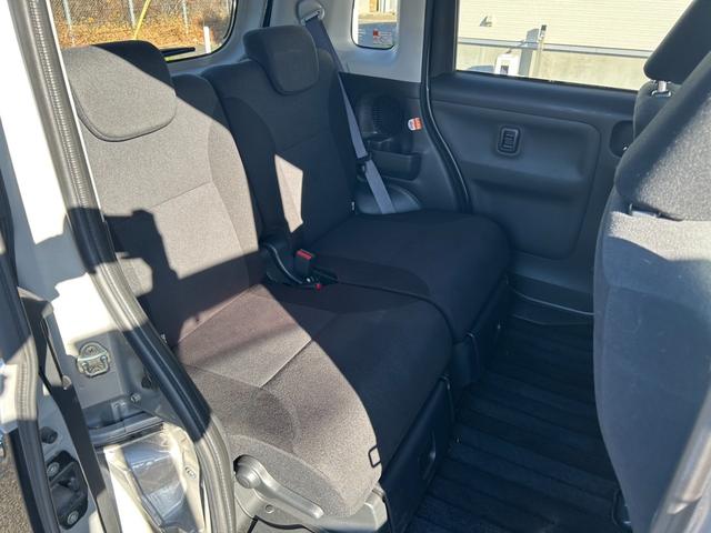 ムーヴキャンバス GブラックインテリアVS SAIII【禁煙車】 【パノラミックビューモニター/SDナビ/ナビ連動ドラレコ/フルセグTV/ブルートゥース】【両側電動スライドドア】【衝突軽減/車線逸脱警告/リアコーナーセンサー】【シートヒーター】【LEDライト】ETC(32枚目)