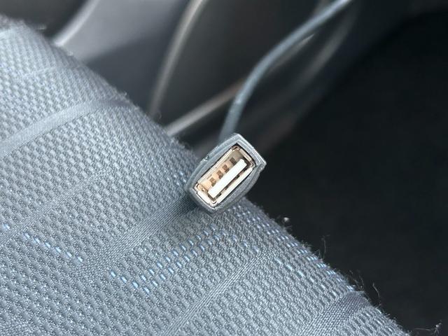 ワゴンＲスティングレー Ｘ【４ＷＤ】【後期型】【Ｓエネチャージ】【禁煙車】　【夏＆冬タイヤセット】【衝突軽減システム】【シートヒーター】【ＳＤナビ／バックカメラ／フルセグＴＶ／ブルートゥース】【ＨＩＤオートライト／フォグ】【スマートキー／プッシュスタート】【オートエアコン】（18枚目）