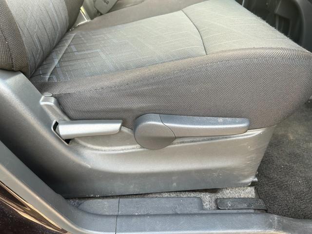 ワゴンＲスティングレー Ｘ【４ＷＤ】【後期型】【Ｓエネチャージ】【禁煙車】　【夏＆冬タイヤセット】【衝突軽減システム】【シートヒーター】【ＳＤナビ／バックカメラ／フルセグＴＶ／ブルートゥース】【ＨＩＤオートライト／フォグ】【スマートキー／プッシュスタート】【オートエアコン】（30枚目）