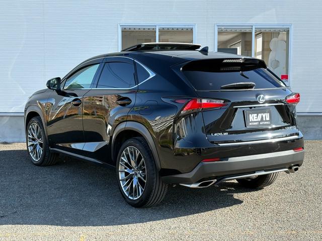ＮＸ ＮＸ２００ｔ　Ｆスポーツ【４ＷＤ】【禁煙車】【サンルーフ】　【マークレビンソン】【ＲＸ用２０インチアルミ】【メーカーナビ／バックカメラ／ブルーレイ】【３眼ＬＥＤライト】【電動黒革シートベンチレーションシート】【衝突軽減／車線逸脱／追従クルコン】電動リアゲート（27枚目）