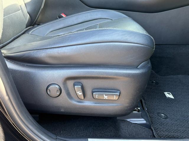 ＮＸ ＮＸ２００ｔ　Ｆスポーツ【４ＷＤ】【禁煙車】【サンルーフ】　【マークレビンソン】【ＲＸ用２０インチアルミ】【メーカーナビ／バックカメラ／ブルーレイ】【３眼ＬＥＤライト】【電動黒革シートベンチレーションシート】【衝突軽減／車線逸脱／追従クルコン】電動リアゲート（31枚目）