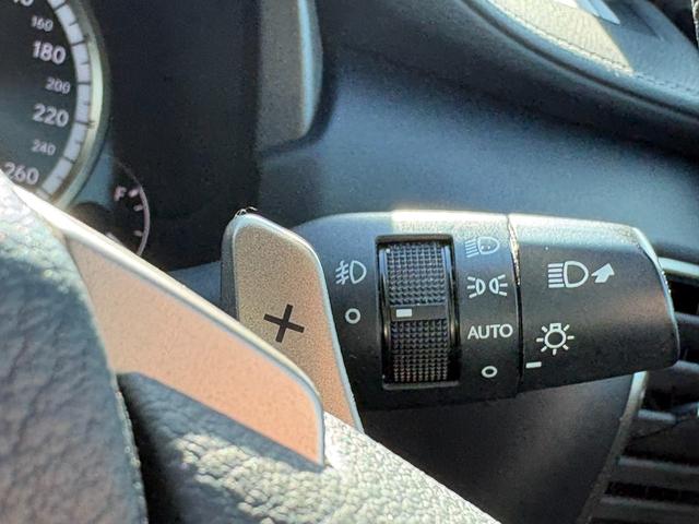 ＮＸ ＮＸ２００ｔ　Ｆスポーツ【４ＷＤ】【禁煙車】【サンルーフ】　【マークレビンソン】【ＲＸ用２０インチアルミ】【メーカーナビ／バックカメラ／ブルーレイ】【３眼ＬＥＤライト】【電動黒革シートベンチレーションシート】【衝突軽減／車線逸脱／追従クルコン】電動リアゲート（50枚目）