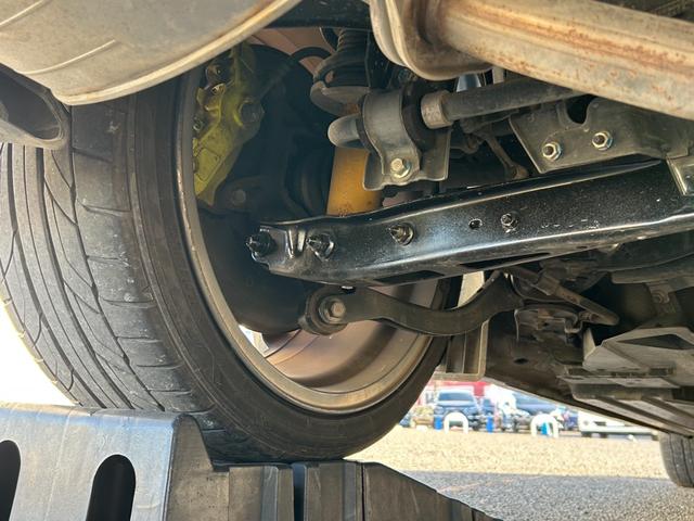 WRX STI STI タイプS【後期型】【6速MT】【大型スポイラー】 【イエローキャリパー/STi19インチアルミ/ビルシュタインショック】【8インチナビ/バックカメラ/フルセグTV/ブルートゥース】【シートヒーター/ハーフレザーシート】【LEDライト/LEDビーム】(7枚目)