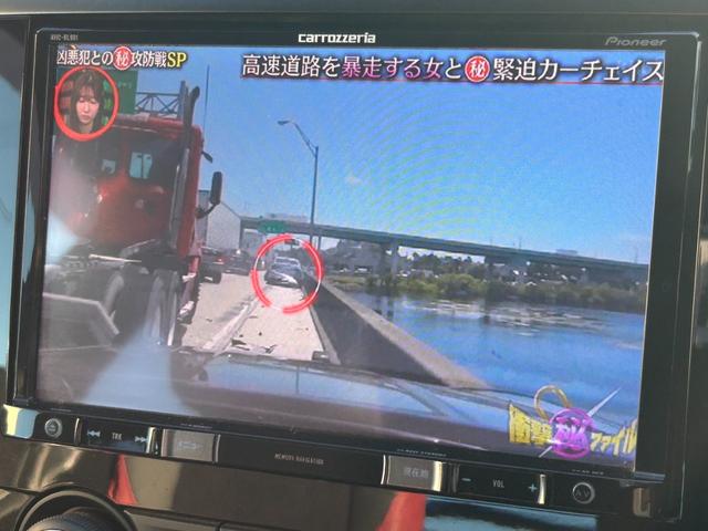 WRX STI STI タイプS【後期型】【6速MT】【大型スポイラー】 【イエローキャリパー/STi19インチアルミ/ビルシュタインショック】【8インチナビ/バックカメラ/フルセグTV/ブルートゥース】【シートヒーター/ハーフレザーシート】【LEDライト/LEDビーム】(48枚目)