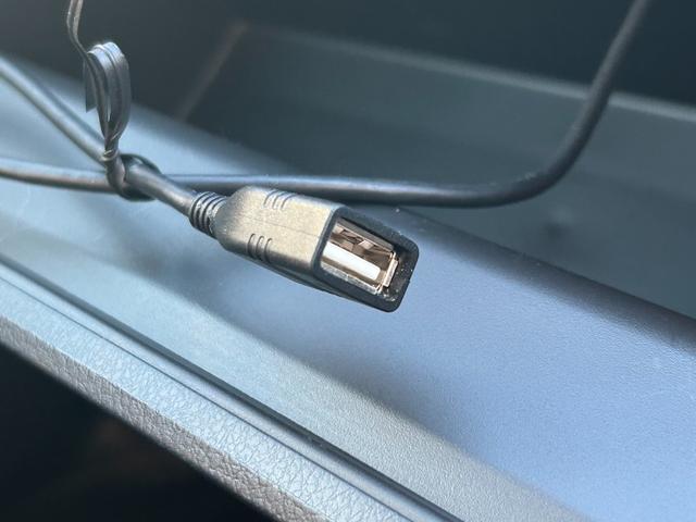 WRX STI STI タイプS【後期型】【6速MT】【大型スポイラー】 【イエローキャリパー/STi19インチアルミ/ビルシュタインショック】【8インチナビ/バックカメラ/フルセグTV/ブルートゥース】【シートヒーター/ハーフレザーシート】【LEDライト/LEDビーム】(54枚目)