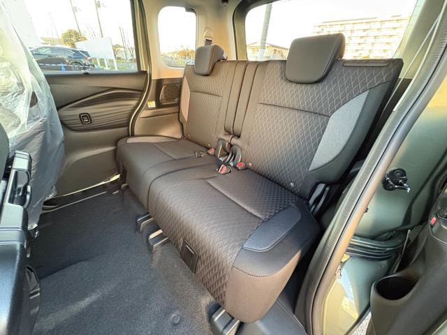 遠方のお客様でも安心な保証をご案内。当社で整備の車両には４ヶ月の消耗品も含む無料保証と最長５年走行無制限の延長保証をオプションでご用意☆お近くのディーラーにて保証修理をお受けできます♪