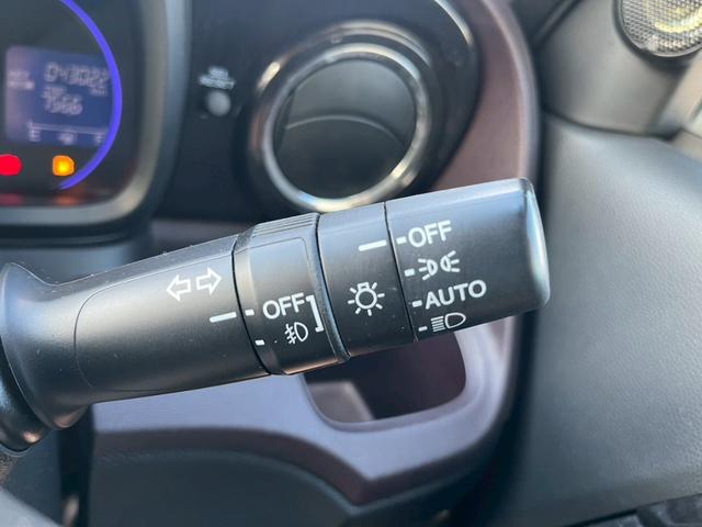 N-ONE プレミアム ツアラー【ターボ】【千葉県仕入】【禁煙車】 【モデューロショック/ダウンサス】【SDナビ/フルセグTV/SD録音/DVD】【HIDオートライト/フォグ】【オートエアコン】【純正15インチアルミ】【スマートキー/プッシュスタート】【ETC】(16枚目)