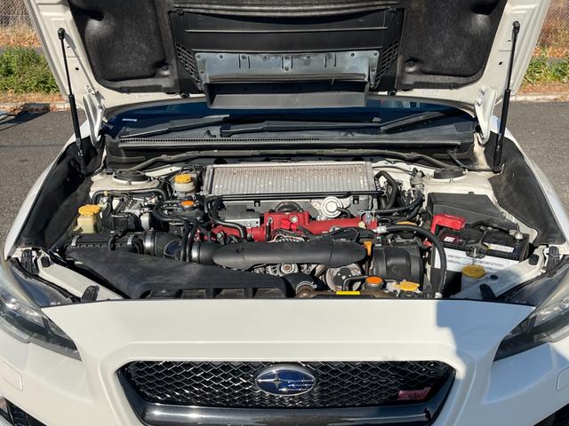 WRX STI STI タイプS【6速MT】【アドバンスドパッケージ】 【大型リアスポイラー】【禁煙車】【BSM】【ダイアトーンSDナビ/サイド・バックカメラ/フルセグTV/ブルートゥース】【ハーフレザーシート】【STI18インチアルミ】【LEDオートライト/フォグ】(9枚目)