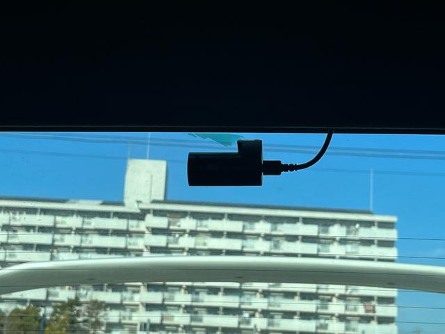 WRX STI STI タイプS【6速MT】【アドバンスドパッケージ】 【大型リアスポイラー】【禁煙車】【BSM】【ダイアトーンSDナビ/サイド・バックカメラ/フルセグTV/ブルートゥース】【ハーフレザーシート】【STI18インチアルミ】【LEDオートライト/フォグ】(18枚目)