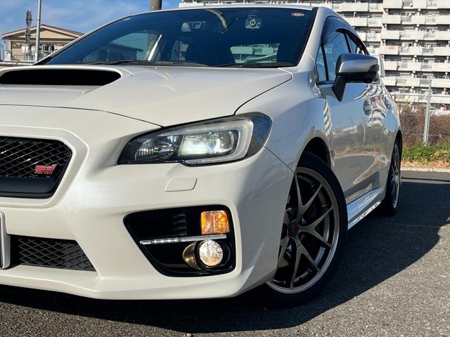 WRX STI STI タイプS【6速MT】【アドバンスドパッケージ】 【大型リアスポイラー】【禁煙車】【BSM】【ダイアトーンSDナビ/サイド・バックカメラ/フルセグTV/ブルートゥース】【ハーフレザーシート】【STI18インチアルミ】【LEDオートライト/フォグ】(20枚目)