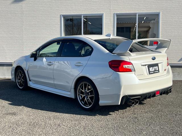 WRX STI STI タイプS【6速MT】【アドバンスドパッケージ】 【大型リアスポイラー】【禁煙車】【BSM】【ダイアトーンSDナビ/サイド・バックカメラ/フルセグTV/ブルートゥース】【ハーフレザーシート】【STI18インチアルミ】【LEDオートライト/フォグ】(29枚目)