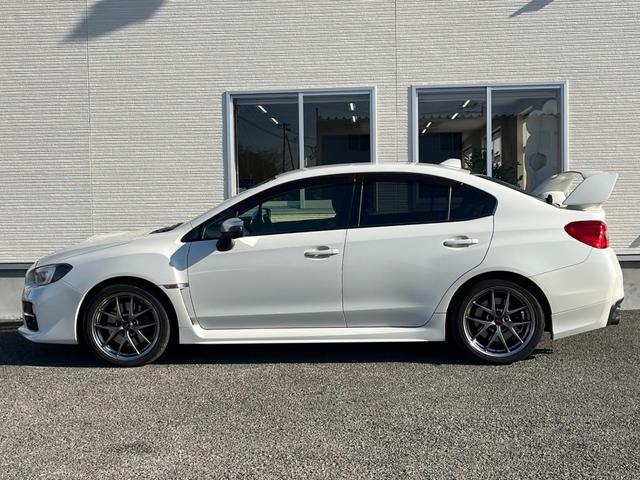 WRX STI STI タイプS【6速MT】【アドバンスドパッケージ】 【大型リアスポイラー】【禁煙車】【BSM】【ダイアトーンSDナビ/サイド・バックカメラ/フルセグTV/ブルートゥース】【ハーフレザーシート】【STI18インチアルミ】【LEDオートライト/フォグ】(30枚目)