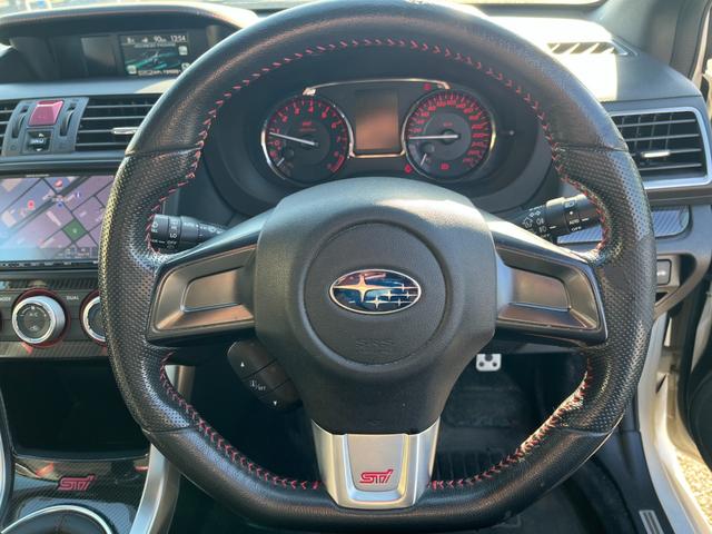 WRX STI STI タイプS【6速MT】【アドバンスドパッケージ】 【大型リアスポイラー】【禁煙車】【BSM】【ダイアトーンSDナビ/サイド・バックカメラ/フルセグTV/ブルートゥース】【ハーフレザーシート】【STI18インチアルミ】【LEDオートライト/フォグ】(32枚目)