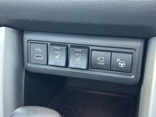 カローラクロス ハイブリッド Z 4WD【パノラマルーフ】アドバンスドパーク 【神奈川仕入】【寒冷地仕様/シートヒーター】【パノラミックビューモニター/10.5型ナビ/連動前後ドラレコ】【パワーバックドア】【ルーフレール】【BSM/クルコン】【HDMI/フルセグTV/BT】(16枚目)