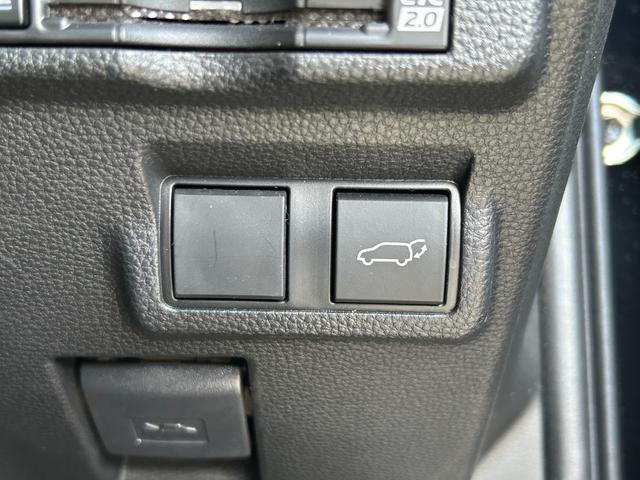 カローラクロス ハイブリッド Z 4WD【パノラマルーフ】アドバンスドパーク 【神奈川仕入】【寒冷地仕様/シートヒーター】【パノラミックビューモニター/10.5型ナビ/連動前後ドラレコ】【パワーバックドア】【ルーフレール】【BSM/クルコン】【HDMI/フルセグTV/BT】(22枚目)