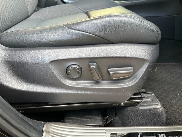 カローラクロス ハイブリッド Z 4WD【パノラマルーフ】アドバンスドパーク 【神奈川仕入】【寒冷地仕様/シートヒーター】【パノラミックビューモニター/10.5型ナビ/連動前後ドラレコ】【パワーバックドア】【ルーフレール】【BSM/クルコン】【HDMI/フルセグTV/BT】(38枚目)