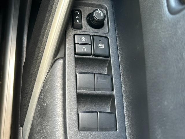 カローラクロス ハイブリッド Z 4WD【パノラマルーフ】アドバンスドパーク 【神奈川仕入】【寒冷地仕様/シートヒーター】【パノラミックビューモニター/10.5型ナビ/連動前後ドラレコ】【パワーバックドア】【ルーフレール】【BSM/クルコン】【HDMI/フルセグTV/BT】(59枚目)