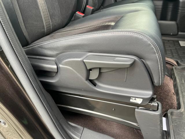 Ｎ－ＢＯＸカスタム Ｇ・Ｌターボホンダセンシング【４ＷＤ】禁煙車【８インチナビ】　【エンジンスターター】【前後ドラレコ】【両側電動ドア】【追従クルコン／衝突軽減／車線逸脱警告／コーナーセンサー】【バックカメラ／フルセグ／ＢＴ接続】【シートヒーター】【ＬＥＤライト／ＬＥＤフォグ】（32枚目）