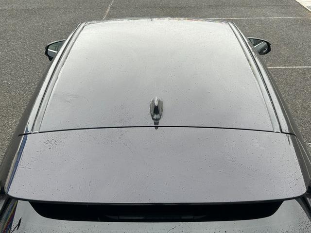 ハリアーハイブリッド プレミアム　メタル　アンド　レザーパッケージ【４ＷＤ】後期型　【モデリスタエアロ／グリル】【ＡＬＰＩＮＥ１０インチナビ】【エンジンスターター】【電動黒革ベンチレーションシート】【追従クルコン／衝突軽減／車線逸脱】【電動リアゲート】【ＬＥＤライト／シーケンシャル】（8枚目）