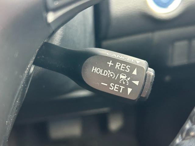 ハリアーハイブリッド プレミアム　メタル　アンド　レザーパッケージ【４ＷＤ】後期型　【モデリスタエアロ／グリル】【ＡＬＰＩＮＥ１０インチナビ】【エンジンスターター】【電動黒革ベンチレーションシート】【追従クルコン／衝突軽減／車線逸脱】【電動リアゲート】【ＬＥＤライト／シーケンシャル】（17枚目）