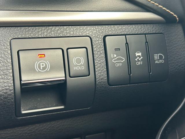 ハリアーハイブリッド プレミアム　メタル　アンド　レザーパッケージ【４ＷＤ】後期型　【モデリスタエアロ／グリル】【ＡＬＰＩＮＥ１０インチナビ】【エンジンスターター】【電動黒革ベンチレーションシート】【追従クルコン／衝突軽減／車線逸脱】【電動リアゲート】【ＬＥＤライト／シーケンシャル】（24枚目）