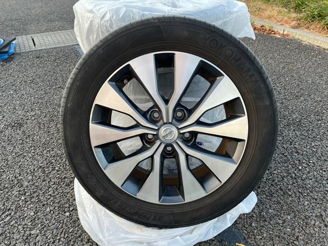 セレナ ハイウェイスター　Ｖセレクション【禁煙車】【夏＆冬タイヤ】　【衝突軽減／車線逸脱警告／クルコン】【両側電動スライドドア】【ＳＤナビ／バックカメラ／フルセグＴＶ／ブルートゥース】【ＬＥＤオートライト／フォグ】【リアオートエアコン】【インテリキー】ビルトインＥＴＣ（9枚目）