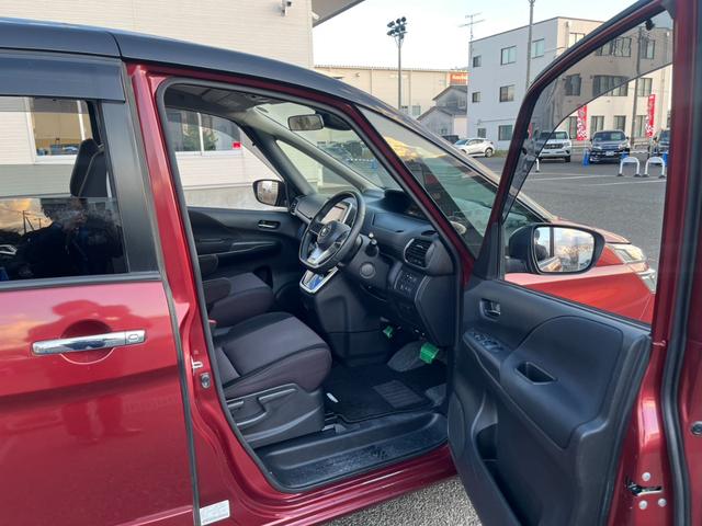 セレナ ハイウェイスター　Ｖセレクション【禁煙車】【夏＆冬タイヤ】　【衝突軽減／車線逸脱警告／クルコン】【両側電動スライドドア】【ＳＤナビ／バックカメラ／フルセグＴＶ／ブルートゥース】【ＬＥＤオートライト／フォグ】【リアオートエアコン】【インテリキー】ビルトインＥＴＣ（30枚目）