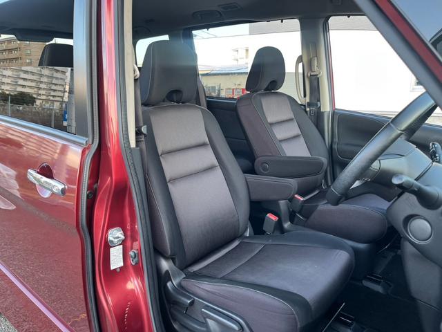 セレナ ハイウェイスター　Ｖセレクション【禁煙車】【夏＆冬タイヤ】　【衝突軽減／車線逸脱警告／クルコン】【両側電動スライドドア】【ＳＤナビ／バックカメラ／フルセグＴＶ／ブルートゥース】【ＬＥＤオートライト／フォグ】【リアオートエアコン】【インテリキー】ビルトインＥＴＣ（31枚目）