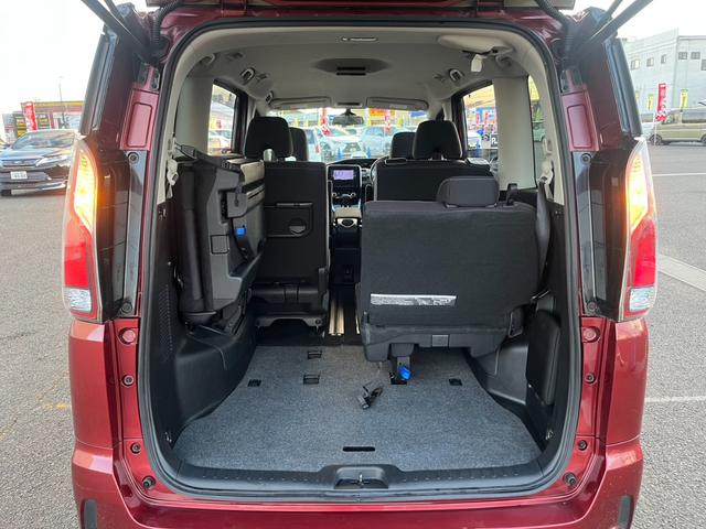 セレナ ハイウェイスター　Ｖセレクション【禁煙車】【夏＆冬タイヤ】　【衝突軽減／車線逸脱警告／クルコン】【両側電動スライドドア】【ＳＤナビ／バックカメラ／フルセグＴＶ／ブルートゥース】【ＬＥＤオートライト／フォグ】【リアオートエアコン】【インテリキー】ビルトインＥＴＣ（45枚目）