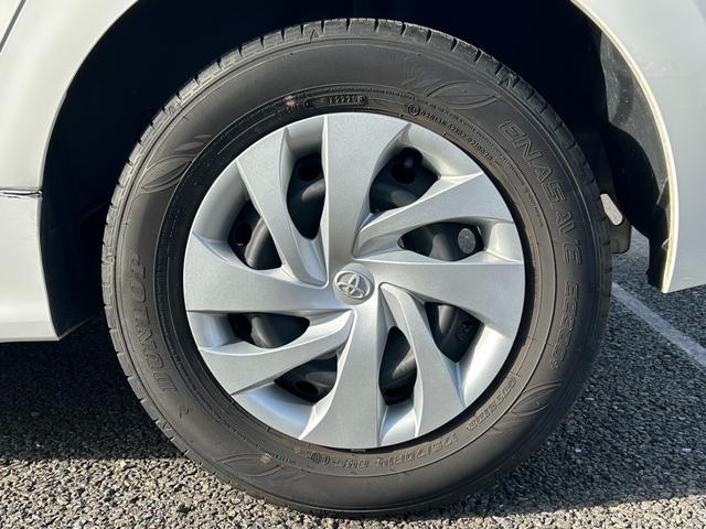 ヤリス Ｘ【４ＷＤ寒冷地仕様】【禁煙車】　【ナビ機能付き８インチディスプレイオーディオ／Ｂｌｕｅｔｏｏｔｈオーディオ／ＵＳＢ接続】【追従クルコン／衝突軽減／車線逸脱警告／コーナーセンサー】【スマートキー／プッシュスタート】【ワイパー熱線】（46枚目）