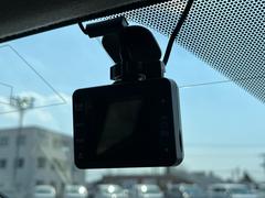 【ドラレコ】型番／ＳＮ−ＳＴ５３ｃ　危険運転の抑止力になり、証拠を残すこともできる　駐車中の録画ができる　安全運転をサポート　自分の運転技術を見直せる　ドライバー自身の危険運転を抑止　思い出を録画 5