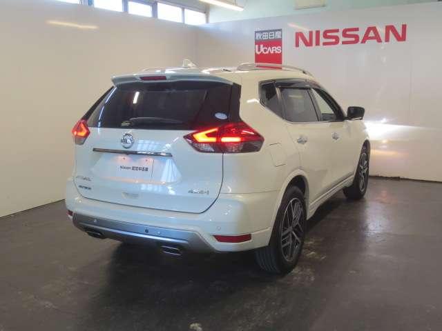 エクストレイル ２．０　ＡＵＴＥＣＨ　ｉパッケージ　２列車　４ＷＤ　純正メモリーナビ・ＴＶ・アラウンドビューモ　エマブレ　黒革シート　バックカメラ　ワンオーナ　全周囲カメラ　ＥＴＣ　アイドリングストップ　メモリーナビ　インテリキー　アルミホイール　ナビＴＶ　４ＷＤ　盗難防止装置　レーダークルコン（2枚目）