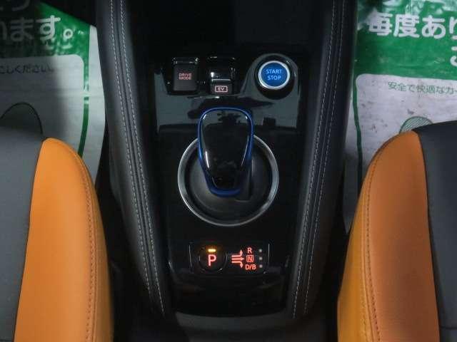 キックス 1.2 X ツートーン インテリアエディション (e-POWER) 純正メモリーナビ・TV・エマージェンシーブ エマージェンシーB セキュリティ アラウンドモニター Rカメラ LED ワンオーナ エアコン ドラレコ スマートキー ETC メモリーナビ AW キーレス ワンセグTV ナビTV ABS(8枚目)